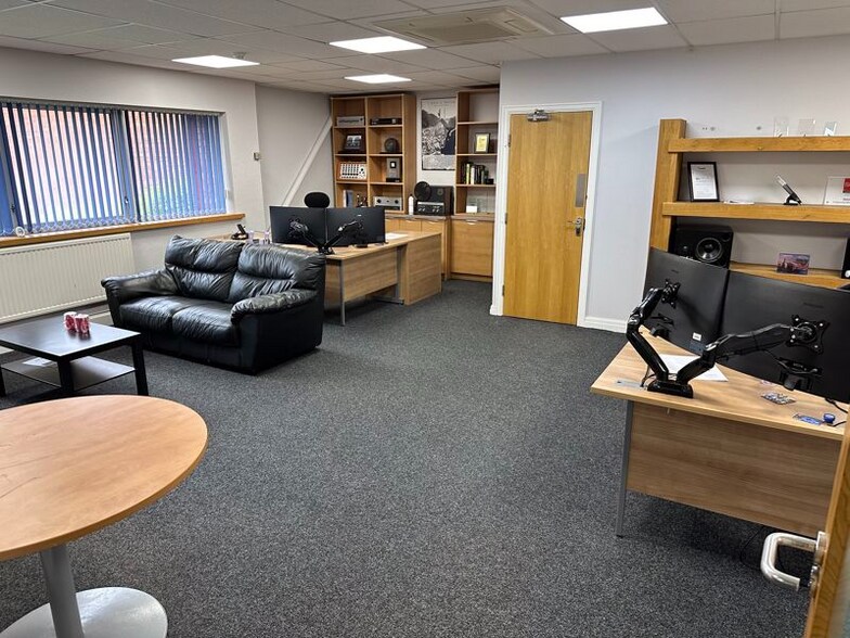 Phoenix Clos, Heywood en venta - Foto del interior - Imagen 3 de 17