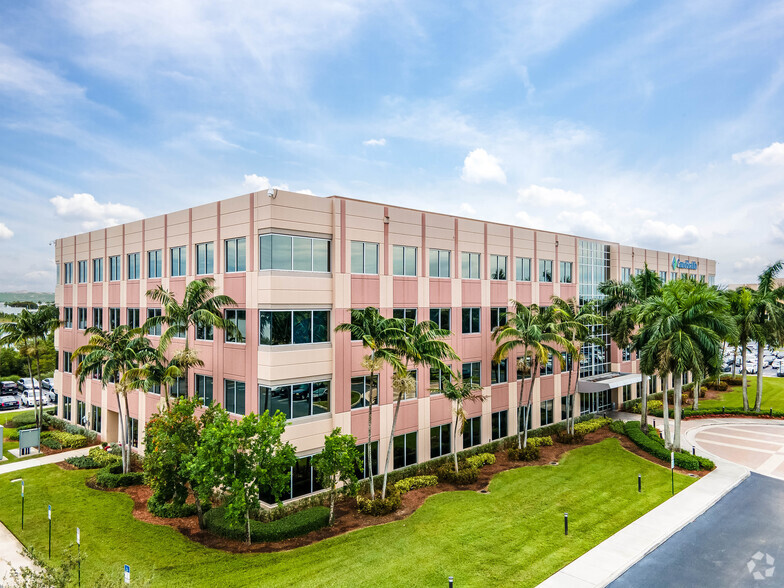 9725 NW 117th Ave, Miami, FL en alquiler - Foto del edificio - Imagen 1 de 37