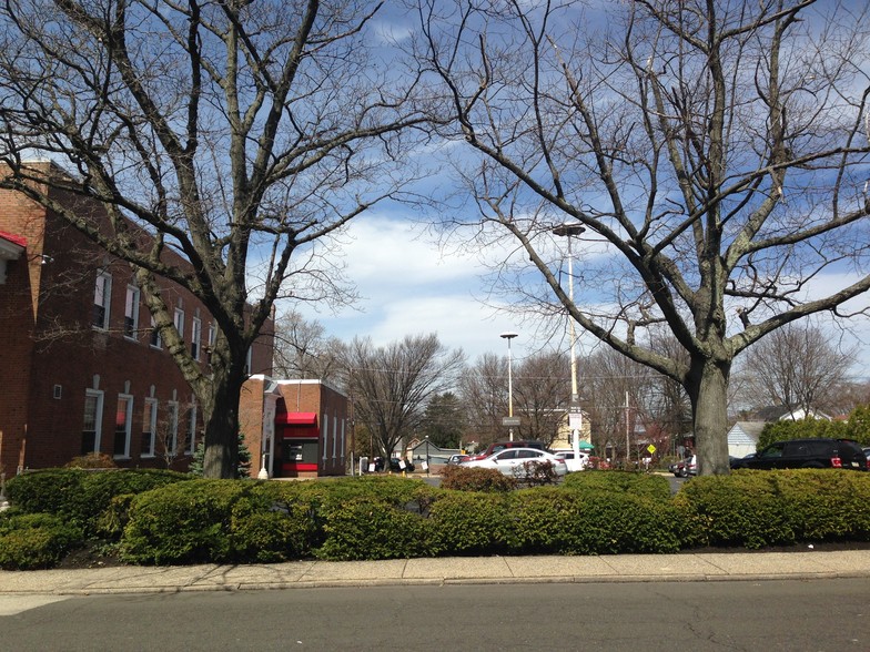 115 W Court St, Doylestown, PA en alquiler - Foto del edificio - Imagen 2 de 4