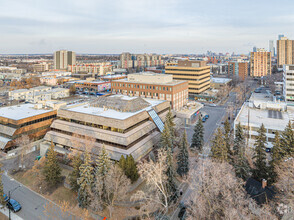 12420 104th Ave NW, Edmonton, AB - VISTA AÉREA  vista de mapa - Image1