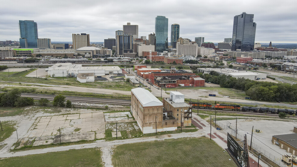 1100 Harding St, Fort Worth, TX en venta - Foto del edificio - Imagen 3 de 7