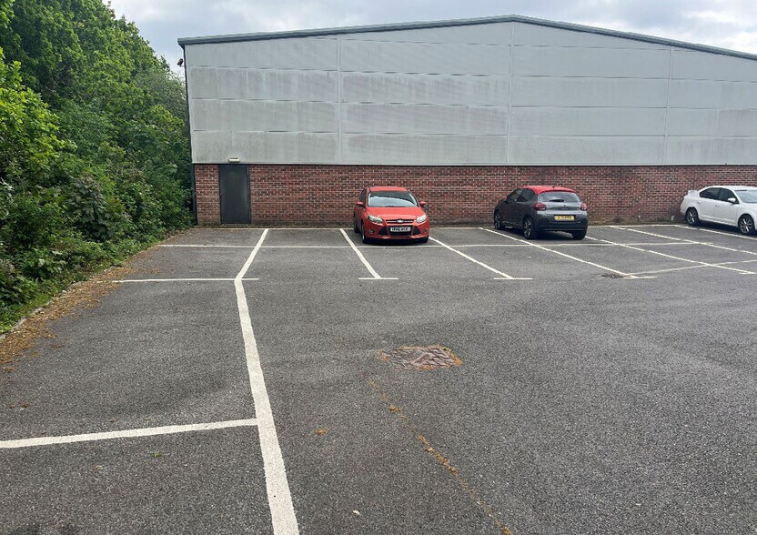 Kingfisher Park, Ringwood en venta - Foto del edificio - Imagen 2 de 6