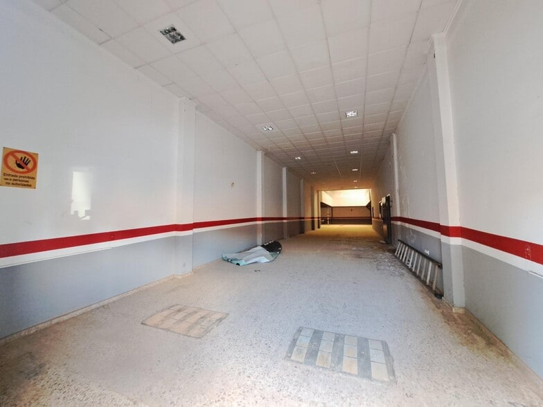 Local en València en alquiler - Foto del edificio - Imagen 2 de 15