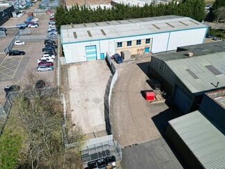 Más detalles de North Portway Close, Northampton - Nave en venta