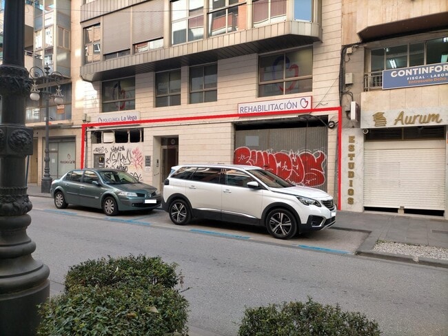 Más detalles de Carrer del Obispo Rocamora, Orihuela - Local en venta