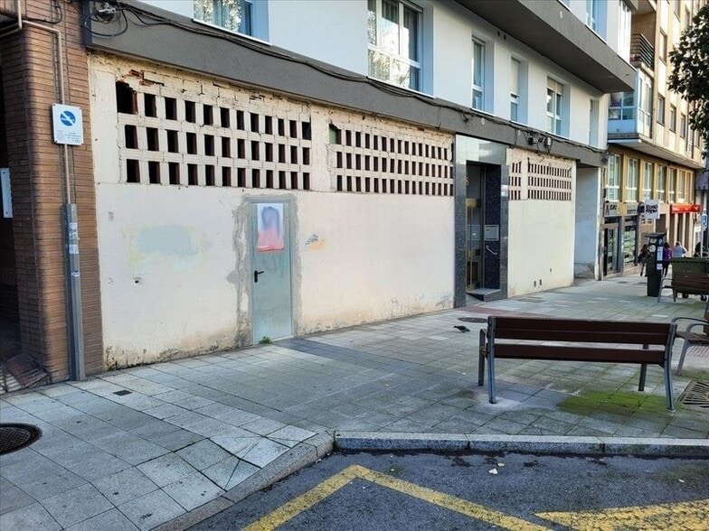 Calle de José Manuel Pedregal, Avilés, Asturias en venta - Foto del edificio - Imagen 2 de 13