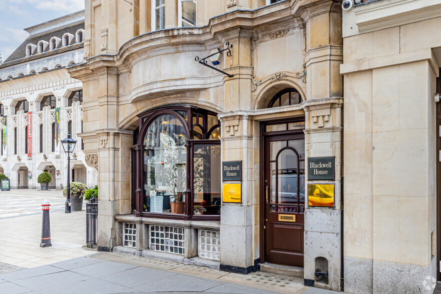 1 Guildhall Yard, London en alquiler - Foto del edificio - Imagen 3 de 16