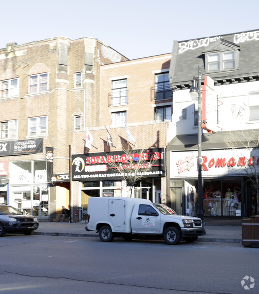 1823-1825 Rue Sainte-Catherine O, Montréal, QC en venta - Foto del edificio - Imagen 2 de 2