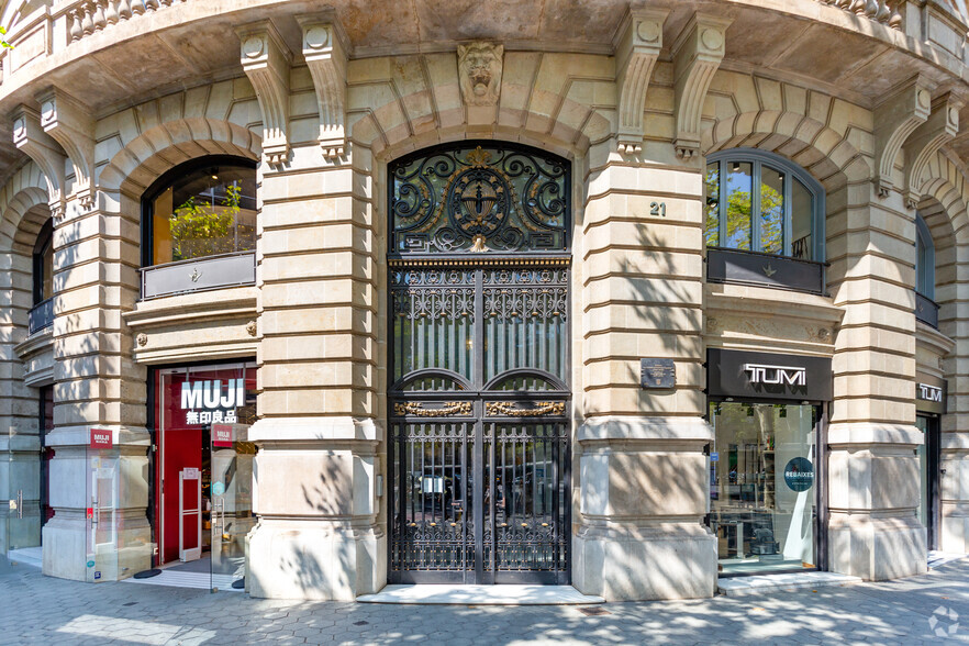 Passeig de Gràcia, 21, Barcelona, Barcelona en alquiler - Foto del edificio - Imagen 2 de 4