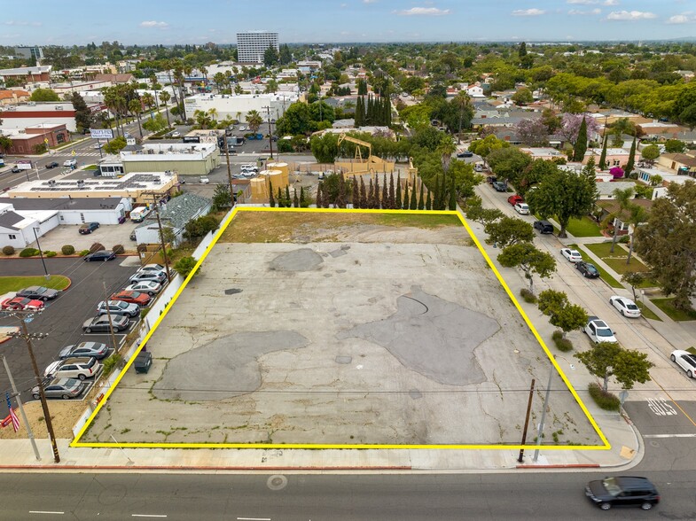 643 E Wardlow Rd, Long Beach, CA en venta - Foto del edificio - Imagen 2 de 14