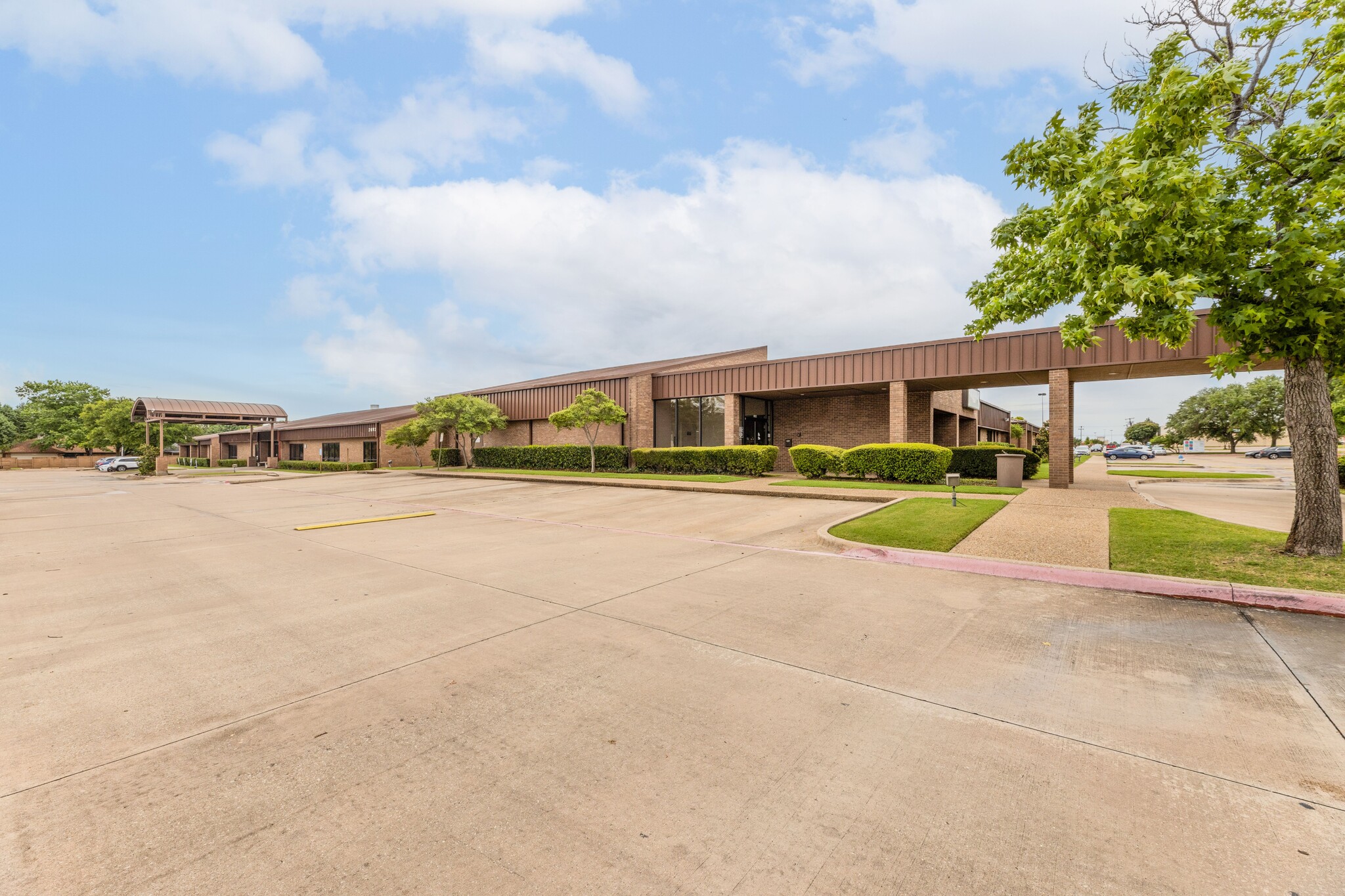 2540 N Galloway Ave, Mesquite, TX en alquiler Foto del edificio- Imagen 1 de 2