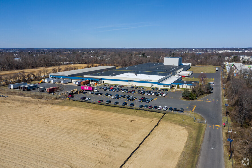 800 Coopertown Rd, Delanco, NJ en alquiler - Foto del edificio - Imagen 1 de 12