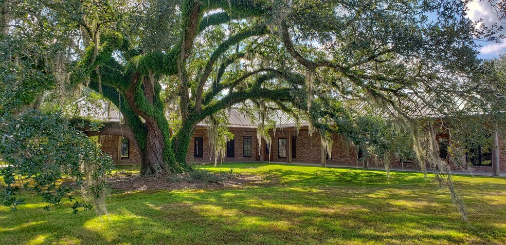 725 Westin Oaks Drive, Hammond, LA en alquiler - Foto del edificio - Imagen 3 de 24