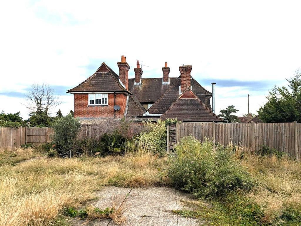 89 Oak Hl, Guildford en venta Foto del edificio- Imagen 1 de 11