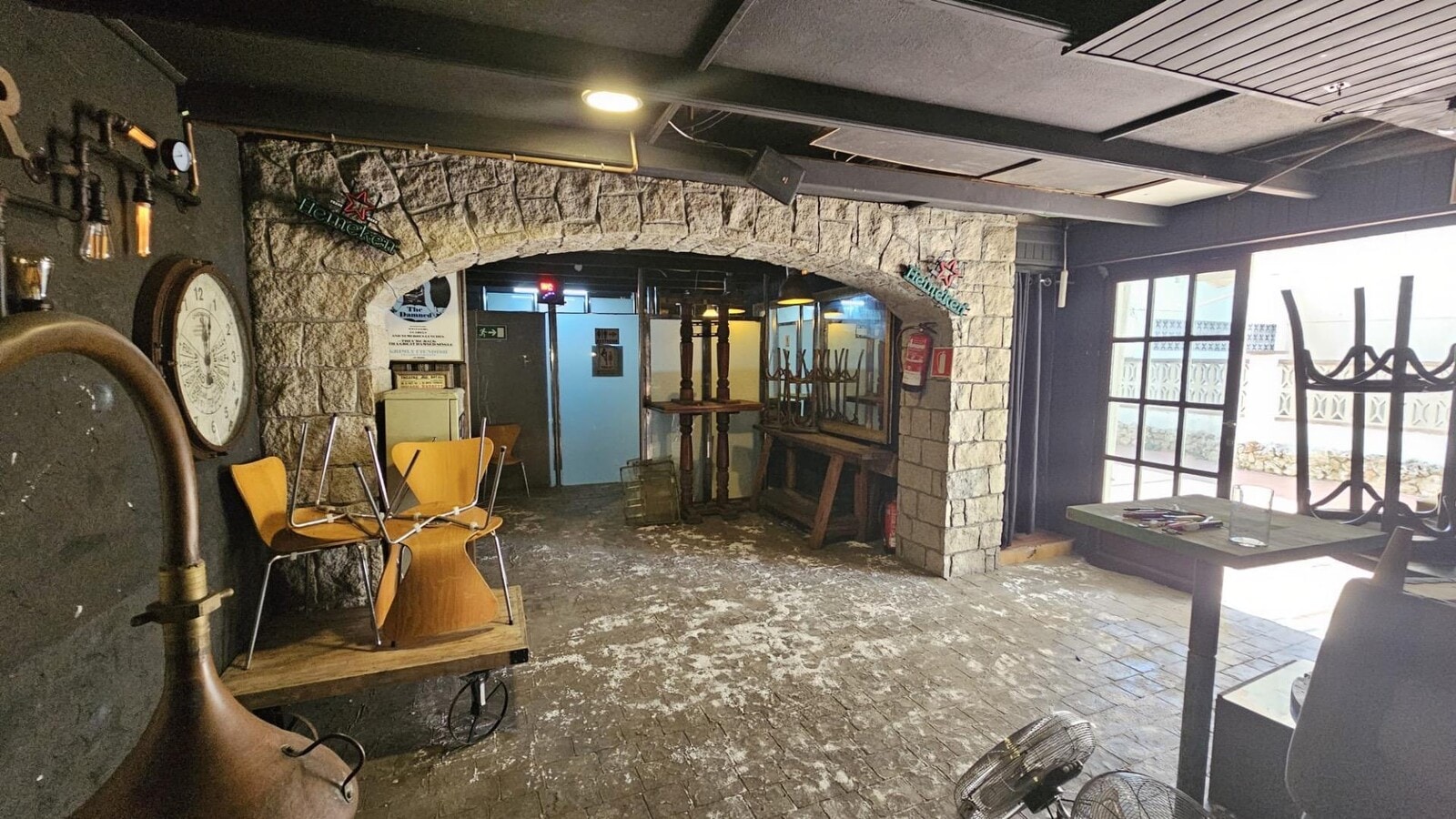 Calella, BAR 08370 - Unidad 1 -  - Foto del interior - Image 1 of 26