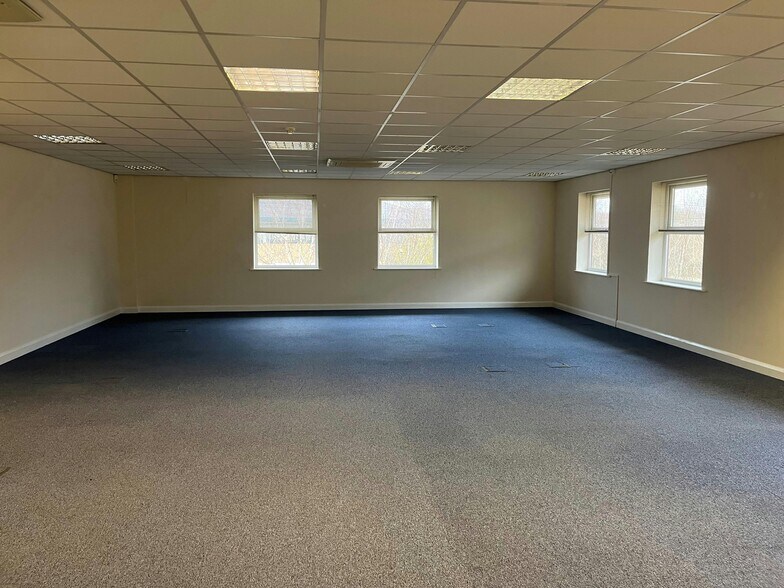 Ramsay Ct, Huntingdon en venta - Foto del edificio - Imagen 3 de 7
