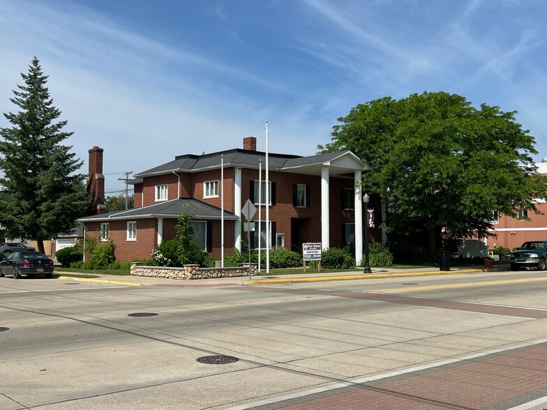 209 N Main St, Belleville, MI en alquiler - Foto del edificio - Imagen 1 de 6