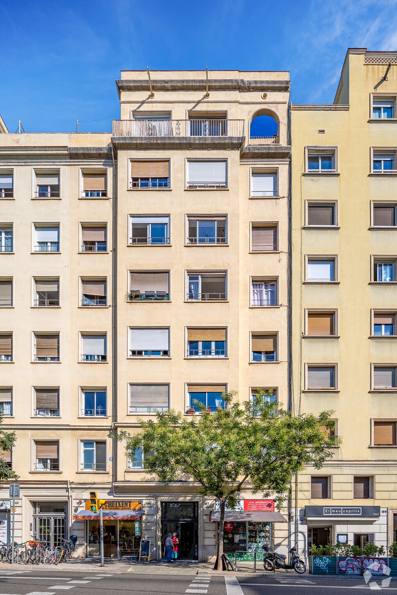 Carrer de Sant Antoni Maria Claret, 195-197, Barcelona, Barcelona en venta Foto principal- Imagen 1 de 1