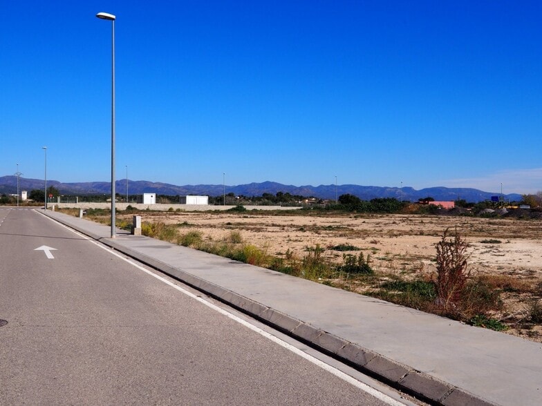 Nave en Valencia del Mombuey en venta - Foto del edificio - Imagen 3 de 3