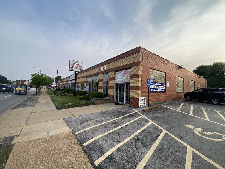 3515-3525 Hampton Ave, Saint Louis, MO en alquiler - Foto del edificio - Imagen 2 de 6