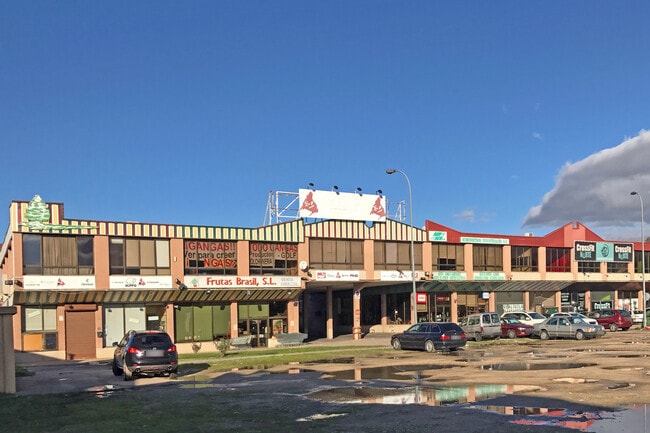 Más detalles de Calle Río Tormes, Algete - Nave en venta