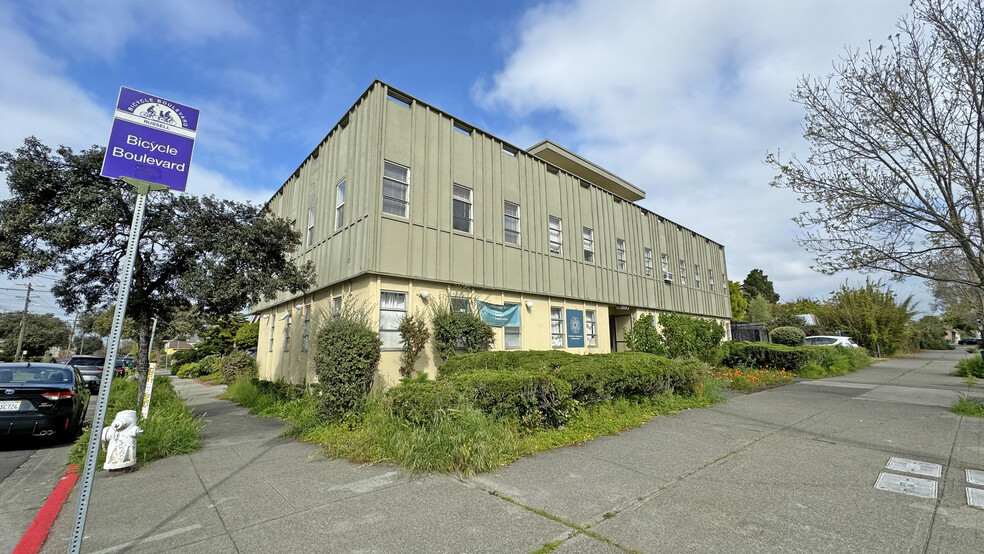 2880 Sacramento St, Berkeley, CA en alquiler - Foto del edificio - Imagen 2 de 22