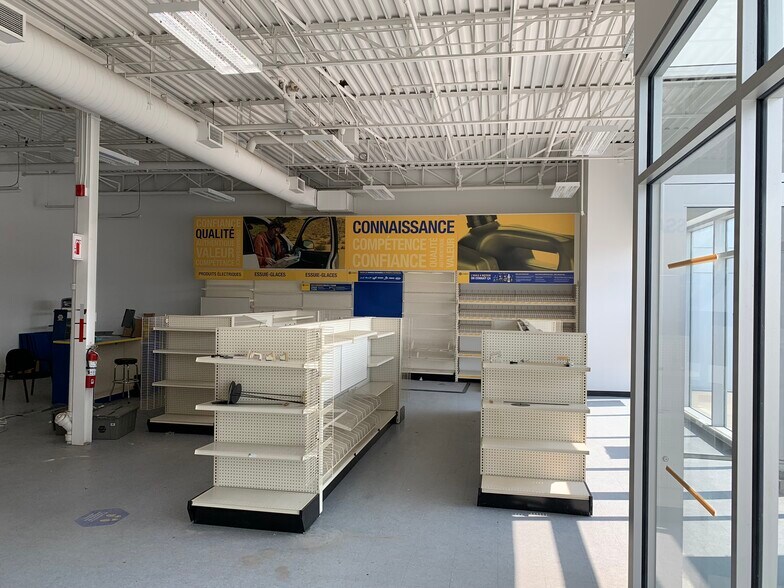 295-297 Av Labrosse, Pointe-claire, QC en alquiler - Foto del interior - Imagen 2 de 7