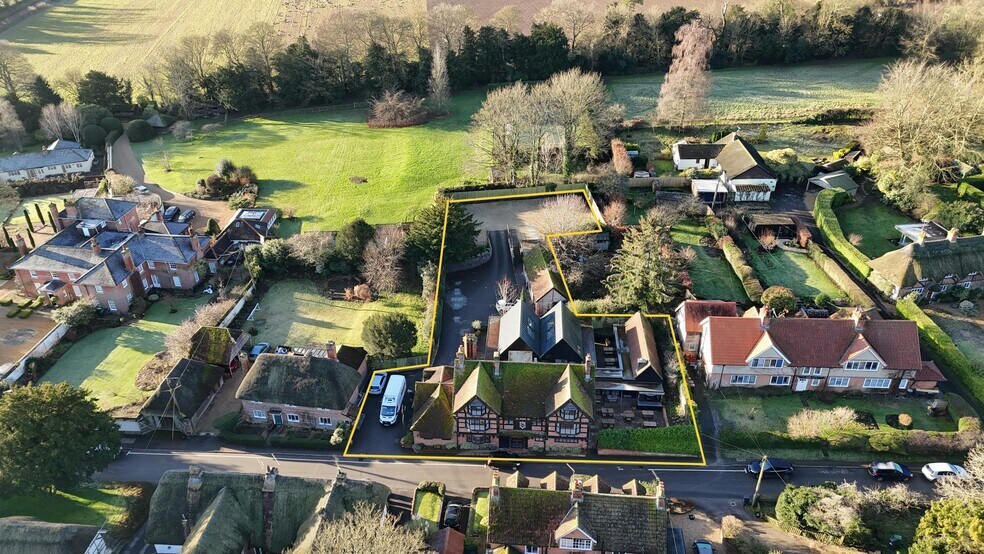 Peach Hill Ln, Crawley en venta - Vista aérea - Imagen 3 de 14
