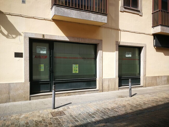 Más detalles de Oficina en alquiler