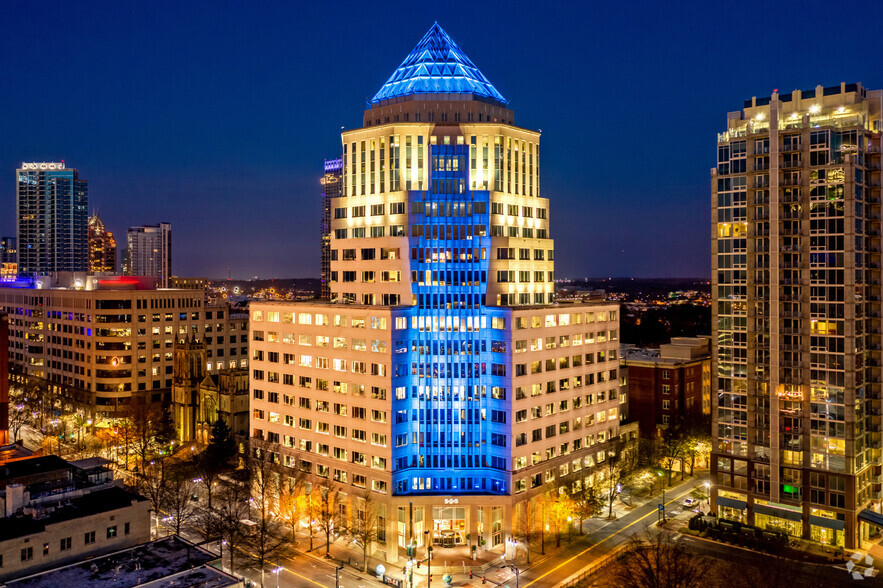 525 N Tryon St, Charlotte, NC en alquiler - Foto del edificio - Imagen 1 de 13