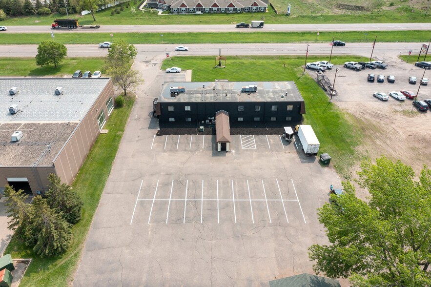 6957 NW Highway 10, Anoka, MN en alquiler - Vista aérea - Imagen 3 de 32