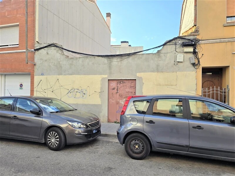 Carrer de Gambús, Sabadell, Barcelona en venta Foto principal- Imagen 1 de 1