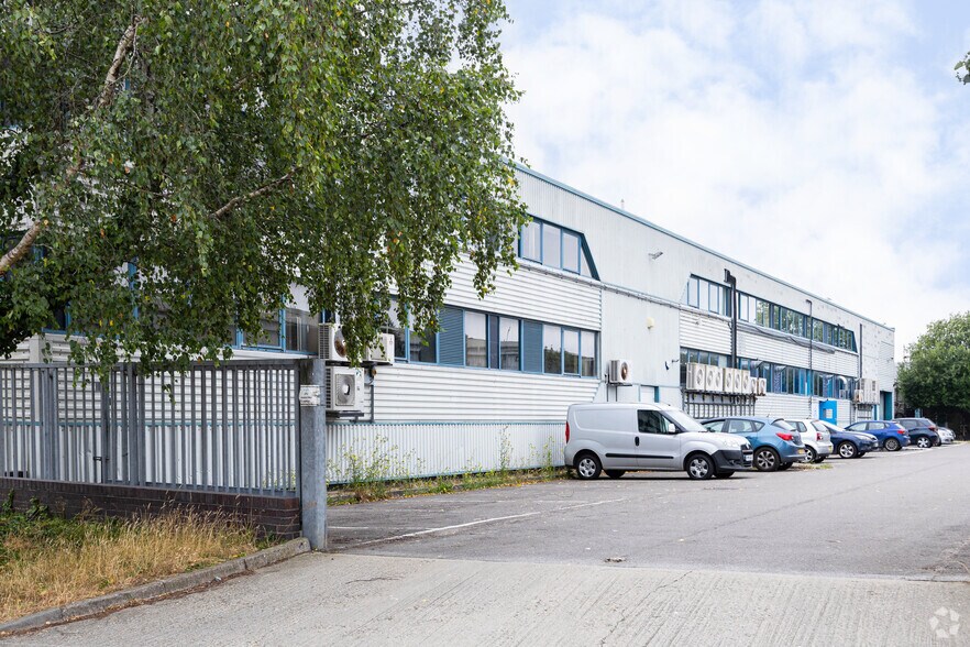 Brunswick Rd, Ashford en alquiler - Foto del edificio - Imagen 2 de 2