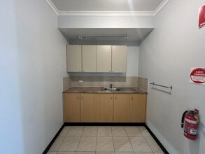 8 Stacey St, Bankstown en alquiler Foto del interior- Imagen 1 de 7