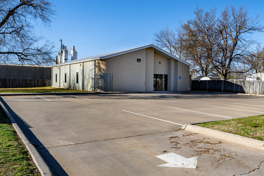 2112 SW E Ave, Lawton, OK en venta - Foto principal - Imagen 1 de 8