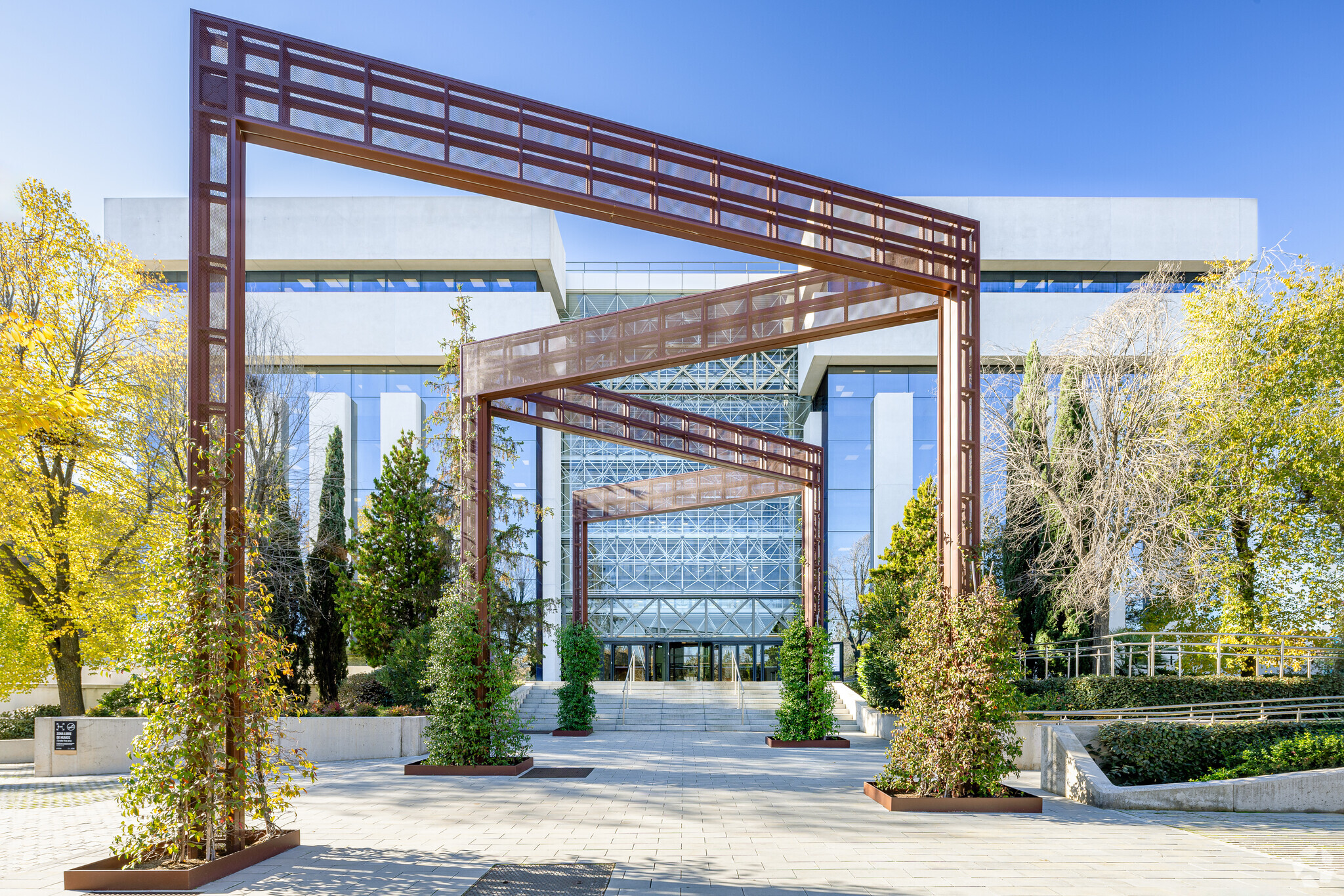 Calle Ribera del Loira, 16 - 18, Madrid, Madrid en alquiler Foto del edificio- Imagen 1 de 36