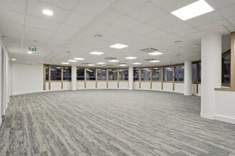 14 Place Marie - Jeanne Bassot, Levallois-Perret en alquiler Foto del interior- Imagen 1 de 2