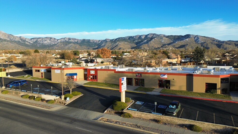 5528 Eubank Blvd NE, Albuquerque, NM en alquiler - Foto del edificio - Imagen 1 de 18