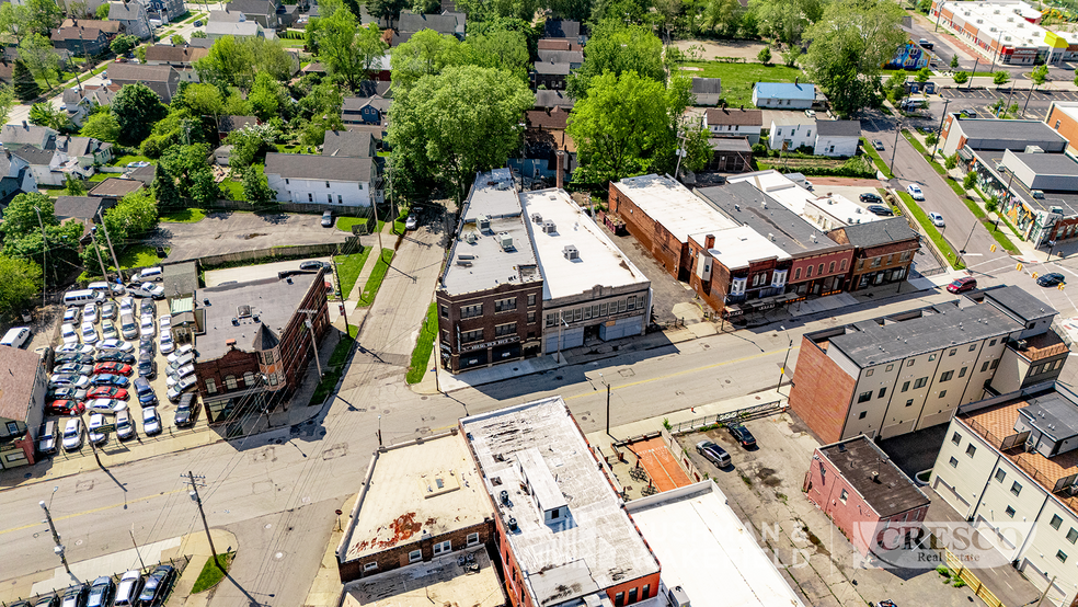 4517 Lorain Ave, Cleveland, OH en alquiler - Foto del edificio - Imagen 3 de 4