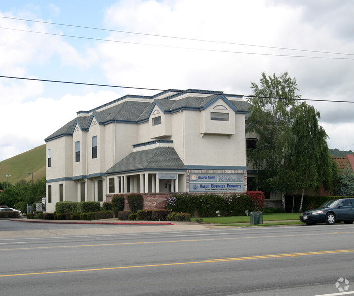 16175 Monterey Rd, Morgan Hill, CA en alquiler - Foto del edificio - Imagen 2 de 52