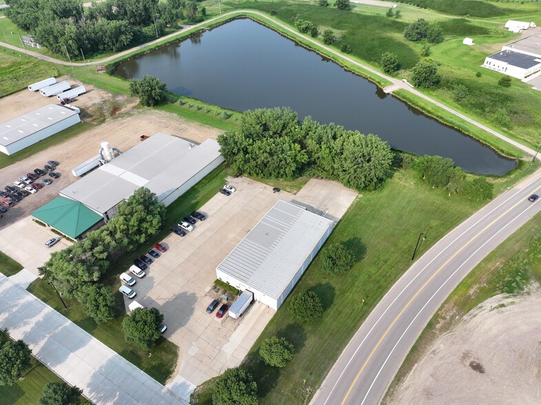 1611 Halbur Rd, Marshall, MN en venta - Foto del edificio - Imagen 2 de 4