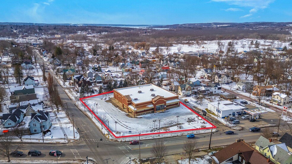 811 N Main St, Jamestown, NY en venta - Foto del edificio - Imagen 1 de 2