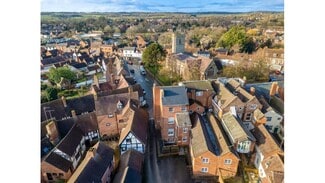 Más detalles de 10 Church St, Alcester - Oficina en venta