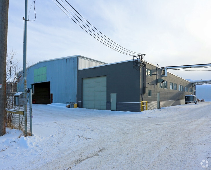 Sheffield Industrial cartera de 3 inmuebles en venta en LoopNet.es - Foto principal - Imagen 3 de 3