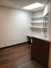 4910 Van Nuys Blvd, Sherman Oaks, CA en alquiler Foto del interior- Imagen 2 de 4