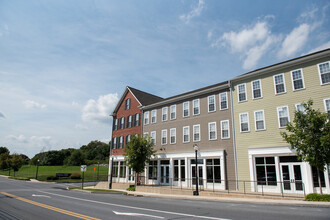 104 Merchant Ave, Mount Joy, PA en alquiler Foto del edificio- Imagen 1 de 20