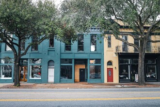 351-355 Martin Luther King Jr Blvd, Savannah, GA en alquiler Foto del edificio- Imagen 1 de 7