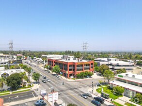 18801 Ventura Blvd, Tarzana, CA - AÉREA  vista de mapa