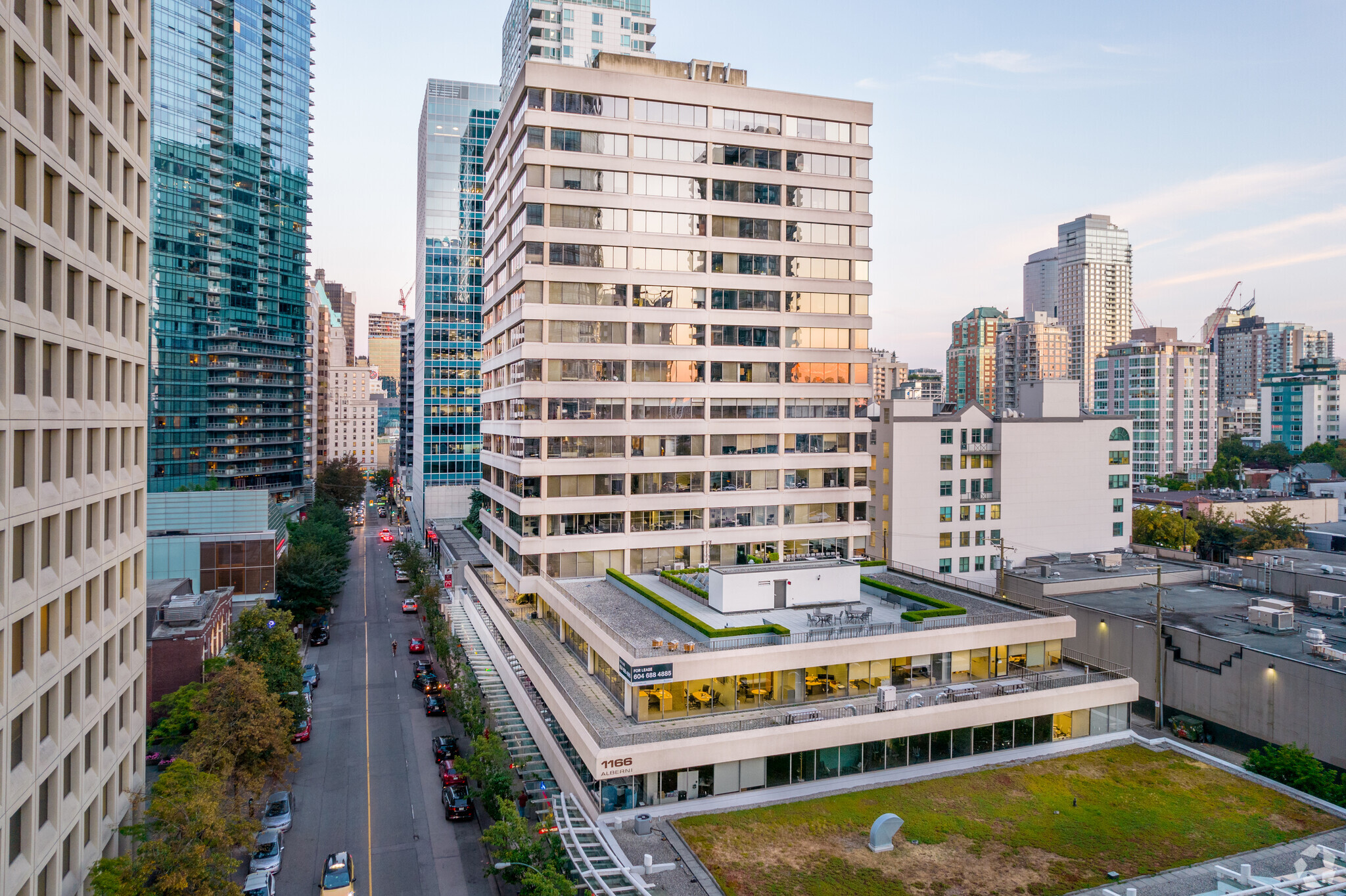 1166 Alberni St, Vancouver, BC en alquiler Foto del edificio- Imagen 1 de 12