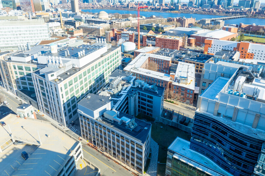 26 Landsdowne St, Cambridge, MA en alquiler - Foto del edificio - Imagen 1 de 3